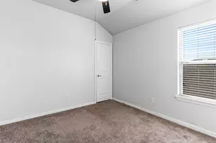 2841 Pacifico Wy, Fort Worth, TX 76111 - Photo 21