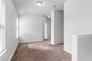 2841 Pacifico Wy, Fort Worth, TX 76111 - Photo 13