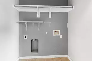 2841 Pacifico Wy, Fort Worth, TX 76111 - Photo 25