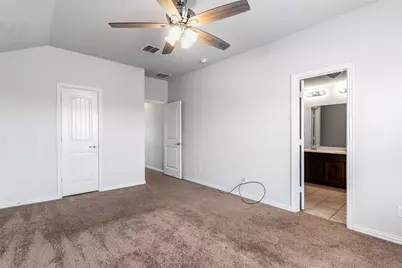 2841 Pacifico Way, Fort Worth, TX 76111 - Photo 15