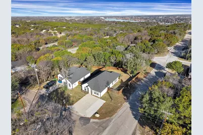 840 Tepee Trail, Granbury, TX 76048 - Photo 29