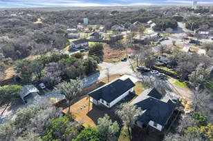 840 Tepee Trail, Granbury, TX 76048 - Photo 33