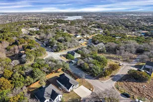 840 Tepee Trail, Granbury, TX 76048 - Photo 31