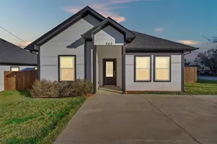 840 Tepee Trail, Granbury, TX 76048 - Photo 3