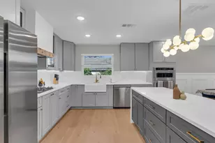 11107 Hillcrest Rd, Dallas, TX 75230 - Photo 5