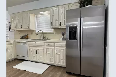 3709 Highgate Lane, Carrollton, TX 75007 - Photo 9