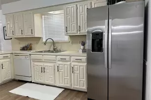 3709 Highgate Ln, Carrollton, TX 75007 - Photo 9