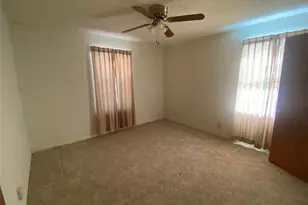 610 Wilburn Dr, Paris, TX 75460 - Photo 9