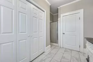 419 N Frances St, Dallas, TX 75211 - Photo 13