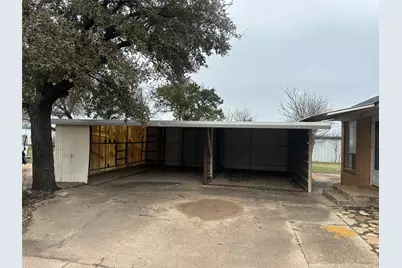 1121 E Coke, Hamilton, TX 76531 - Photo 5