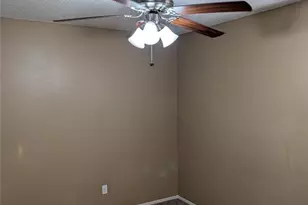 1563 Pamela Ln, Fort Worth, TX 76112 - Photo 15