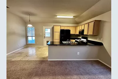 1140 Roundrock Drive, Saginaw, TX 76179 - Photo 5