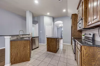 1310 Caroline Drive, Princeton, TX 75407 - Photo 9