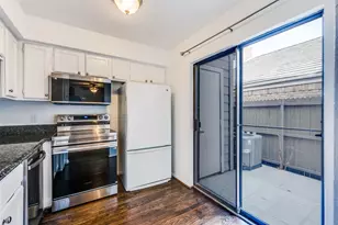 1105 Bert Dr, Arlington, TX 76012 - Photo 5