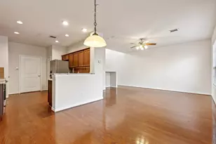 7913 Wendy Ln, Plano, TX 75025 - Photo 11