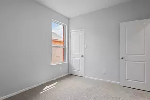 208 Affirmed Ct, Granbury, TX 76049 - Photo 31