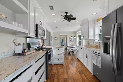 250 Lakeview Court, Weatherford, TX 76088 - Photo 11