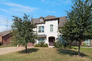 3613 Sparkling Dr, Plano, TX 75074 - Photo 3
