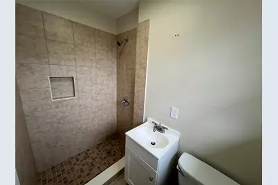 2106 Loy Street, Sherman, TX 75090 - Photo 9