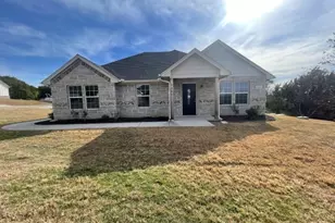 2301 Creek Dr, Granbury, TX 76048 - Photo 1