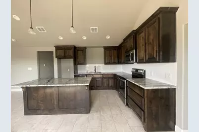 2301 Creek Drive, Granbury, TX 76048 - Photo 9