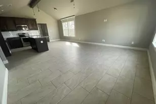 2301 Creek Dr, Granbury, TX 76048 - Photo 7