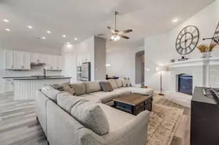 817 Markham Dr, Anna, TX 75409 - Photo 3