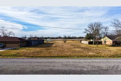 439 Wolf Run Court, Lavon, TX 75166 - Photo 1