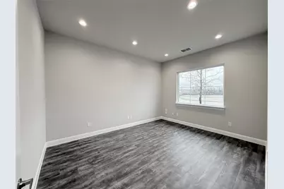 2001 Auburn Hills Parkway #403, McKinney, TX 75071 - Photo 3