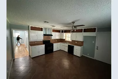 5000 Jerri Lane, Haltom City, TX 76117 - Photo 5