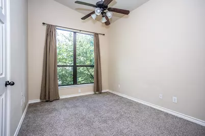 906 Glenn Crossett Street, Arlington, TX 76010 - Photo 13