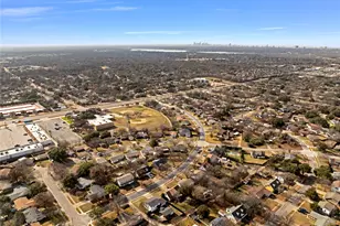 8635 Strathmore Dr, Dallas, TX 75238 - Photo 35