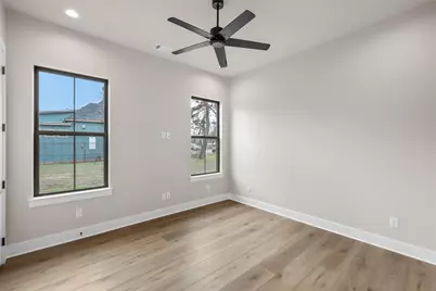 529 N 10th Street, Waco, TX 76701 - Photo 11