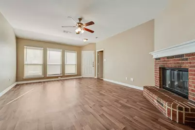 10504 Aransas Drive, Fort Worth, TX 76131 - Photo 9