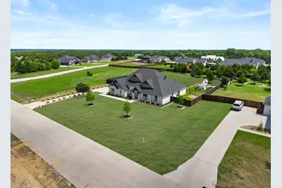3070 Stonebriar Drive, Waxahachie, TX 75165 - Photo 3