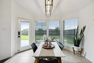 707 Bayshore Dr, Mansfield, TX 76063 - Photo 9