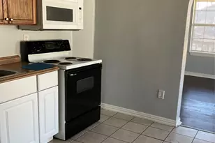 2937 S Adams St, Fort Worth, TX 76110 - Photo 5