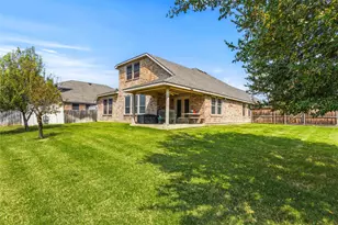 5701 Valhalla Dr, North Richland Hills, TX 76180 - Photo 31