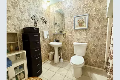 7302 Hardwood Trail, Dallas, TX 75249 - Photo 13