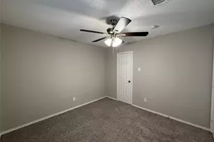 5047 Hollow Ridge Rd, Dallas, TX 75227 - Photo 15