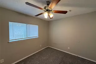 5047 Hollow Ridge Rd, Dallas, TX 75227 - Photo 17