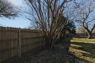 2514 Muret St, Irving, TX 75062 - Photo 23