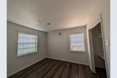 2514 Muret Street, Irving, TX 75062 - Photo 13