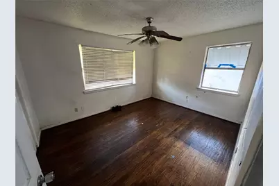 1530 Hillcrest Street, Mesquite, TX 75149 - Photo 9