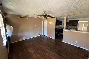 1530 Hillcrest St, Mesquite, TX 75149 - Photo 5