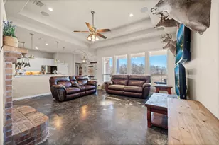 184 Angus Ct, Itasca, TX 76055 - Photo 9