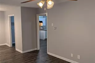 5325 Hensley Dr, Fort Worth, TX 76134 - Photo 5