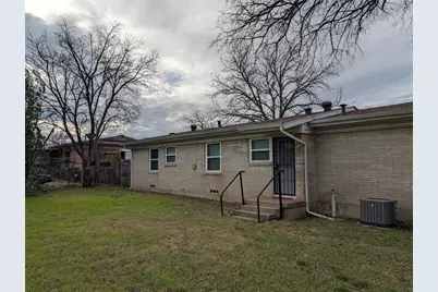 5325 Hensley Drive, Fort Worth, TX 76134 - Photo 19