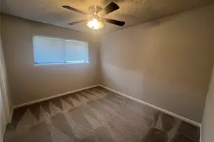 2301 N Woods St, Sherman, TX 75092 - Photo 5