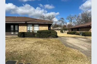 2301 N Woods Street, Sherman, TX 75092 - Photo 1